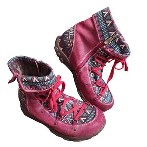 Socofy Size 39 Red Tribal Print Distressed Lace Up Ankle Boots